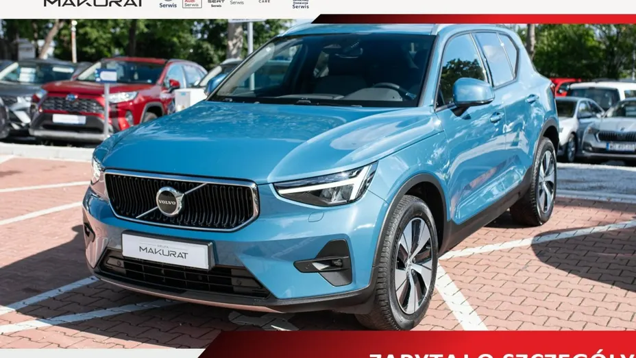 VOLVO XC40 -