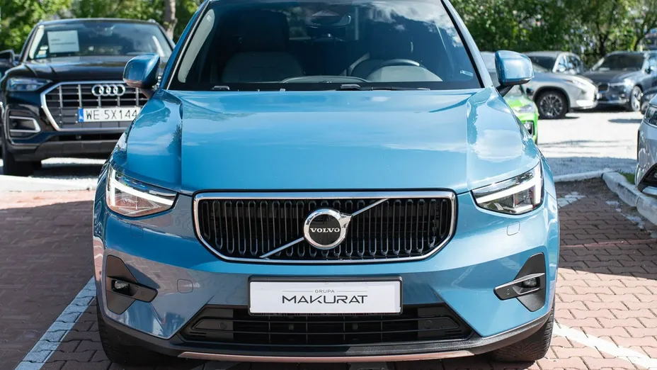 VOLVO XC40 -