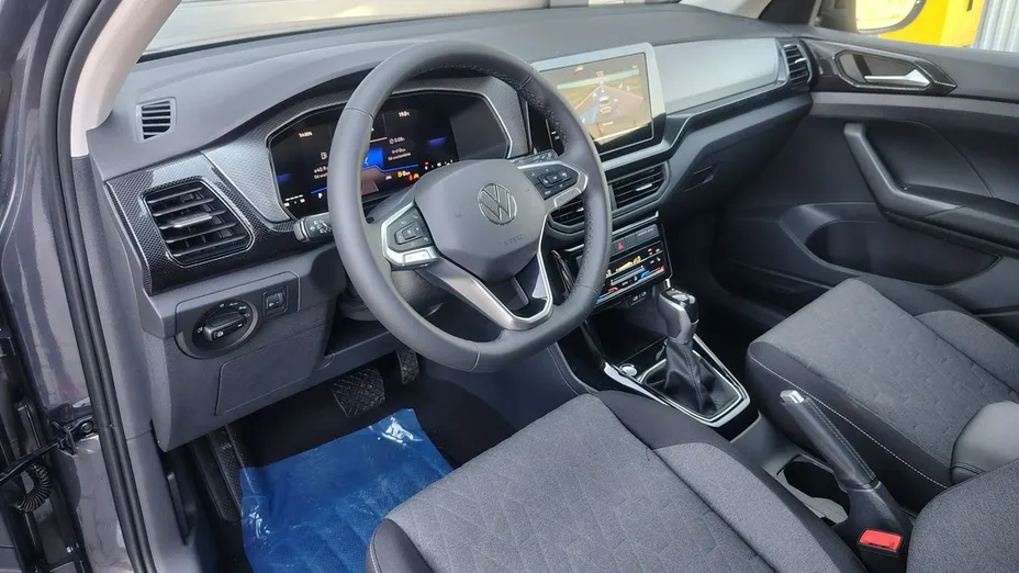 VOLKSWAGEN T-Cross -