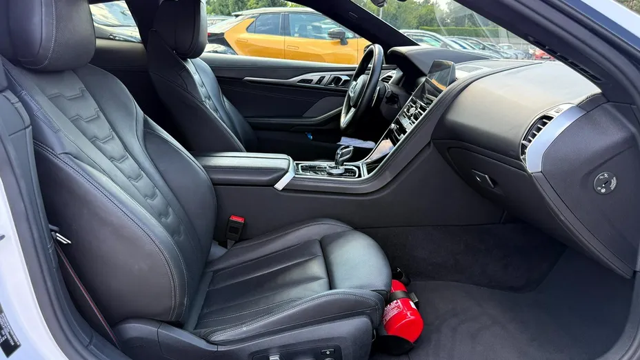 BMW Seria 8 -