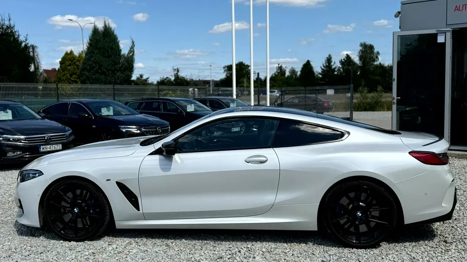 BMW Seria 8 -
