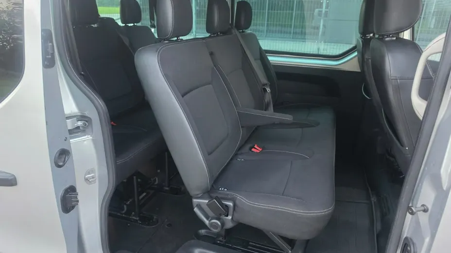 RENAULT Trafic -