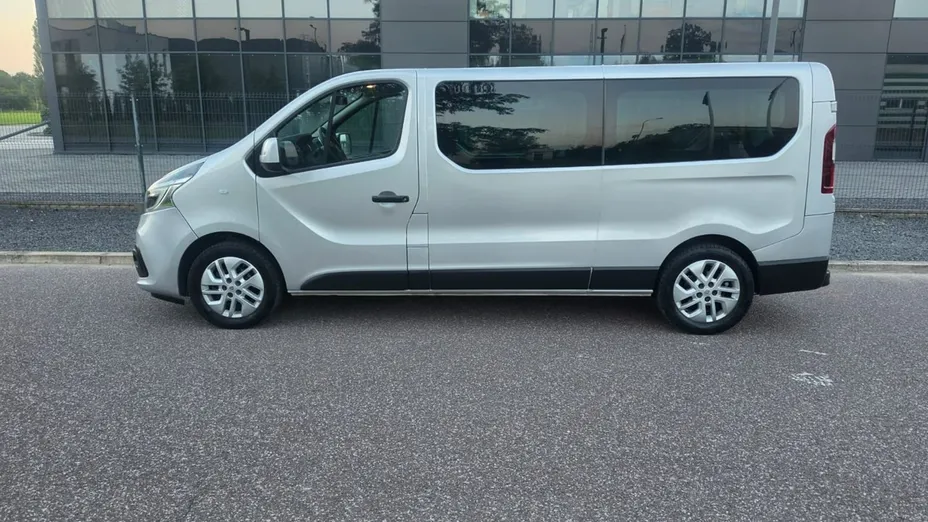 RENAULT Trafic -