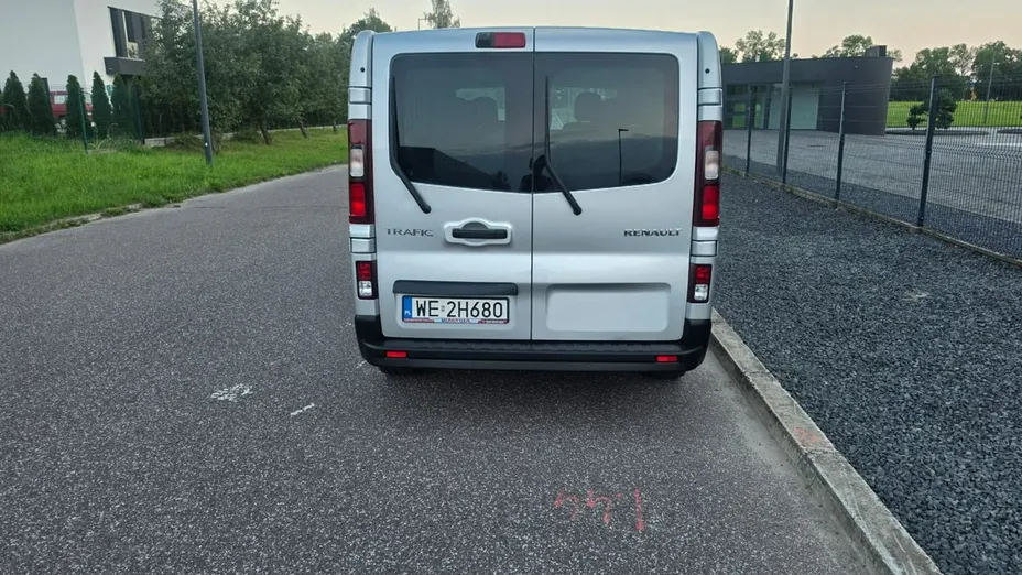 RENAULT Trafic -