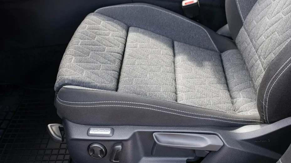 VOLKSWAGEN Passat -