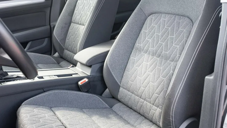VOLKSWAGEN Passat -