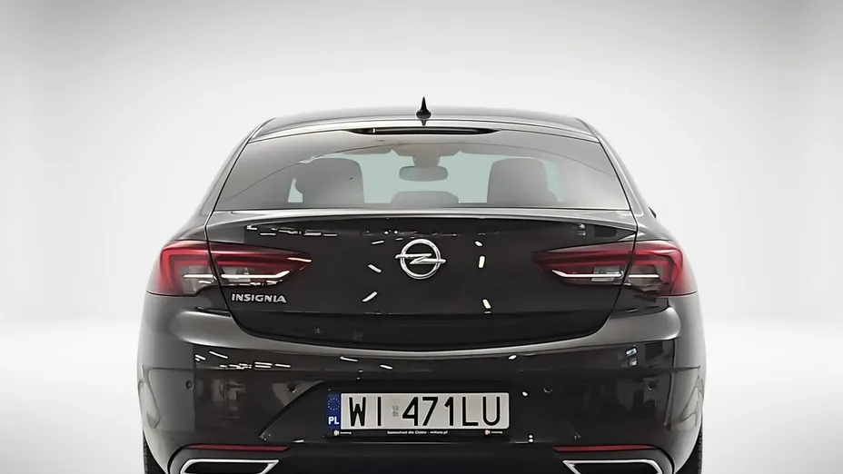 OPEL Insignia -