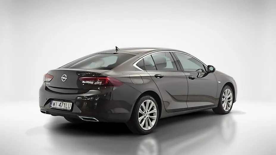 OPEL Insignia -