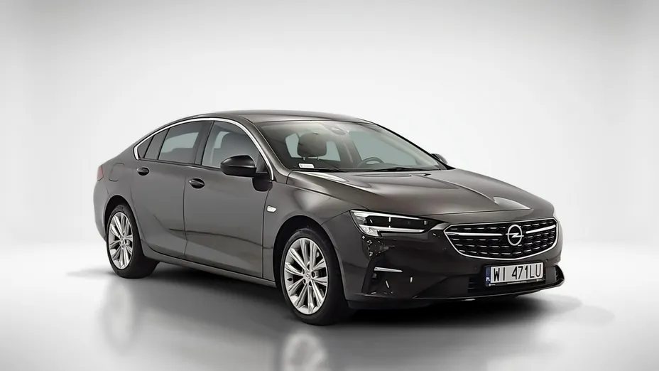 OPEL Insignia -