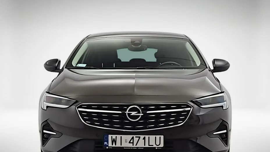 OPEL Insignia -