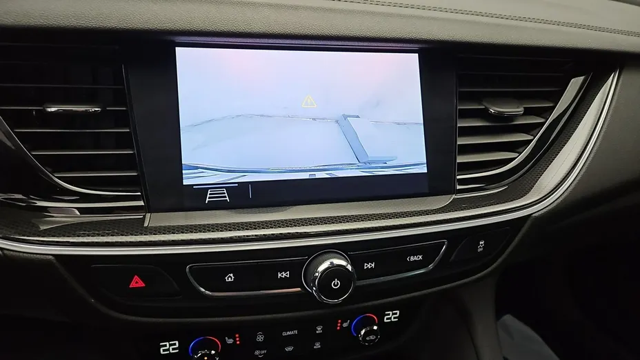 OPEL Insignia -