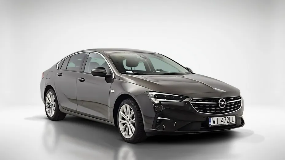 OPEL Insignia -