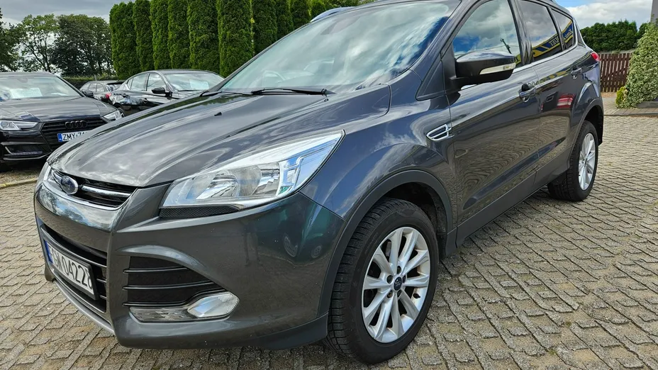 FORD Kuga -