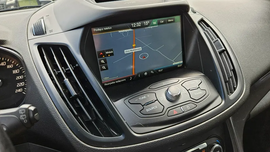 FORD Kuga -