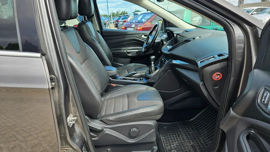 FORD Kuga -