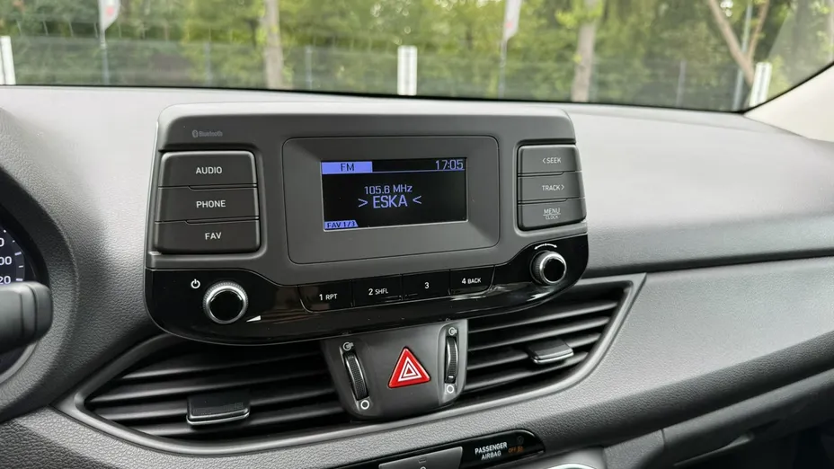 HYUNDAI i30 -