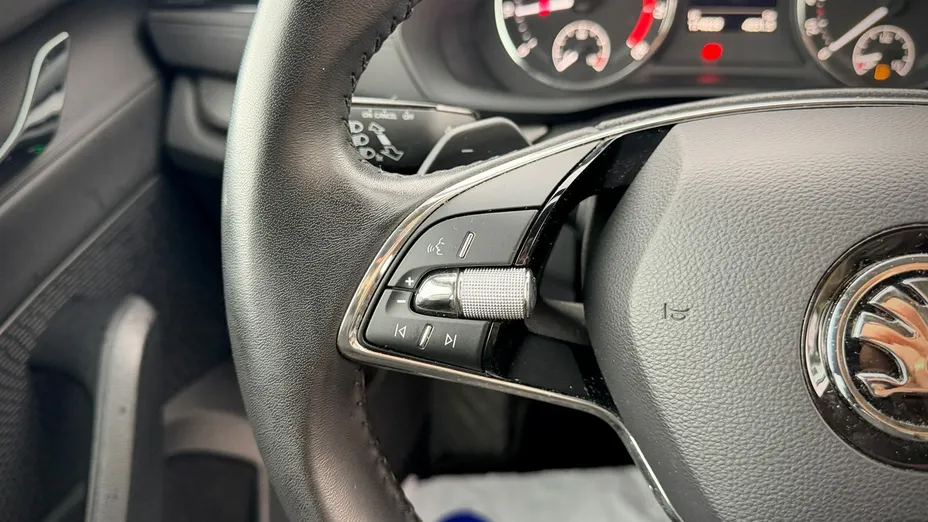 SKODA Octavia -