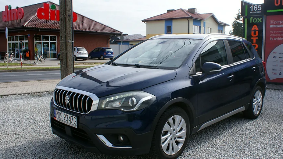 SUZUKI SX4 -