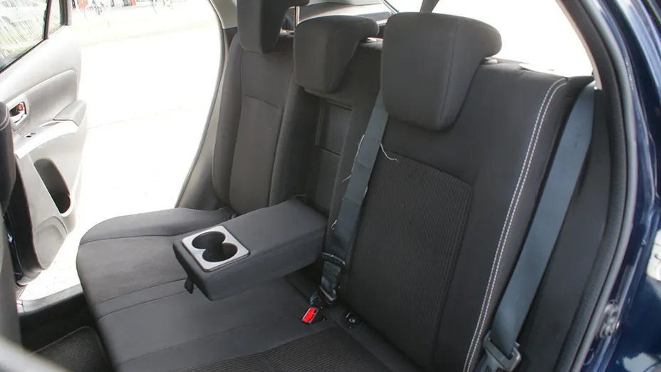 SUZUKI SX4 -