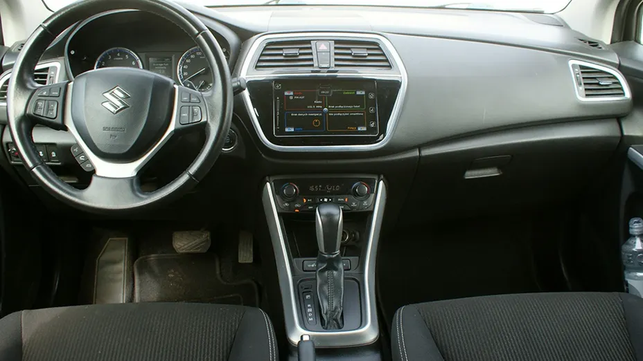 SUZUKI SX4 -