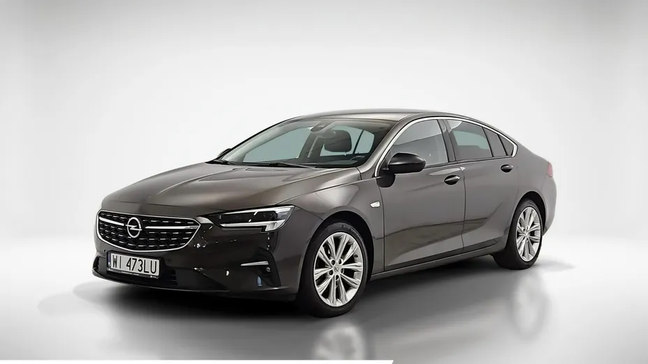 OPEL Insignia -