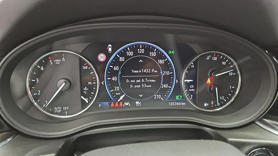 OPEL Insignia -