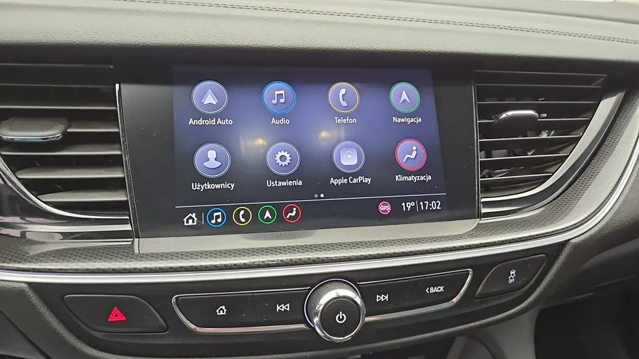 OPEL Insignia -