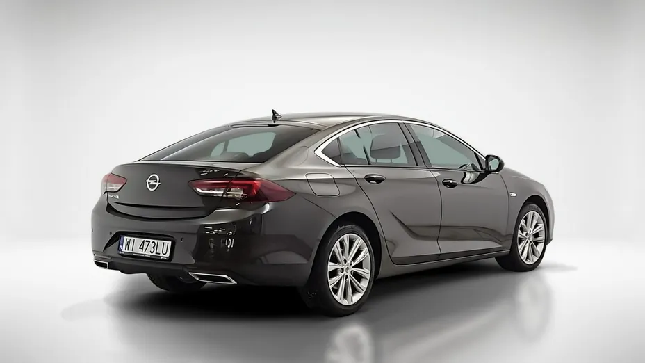 OPEL Insignia -
