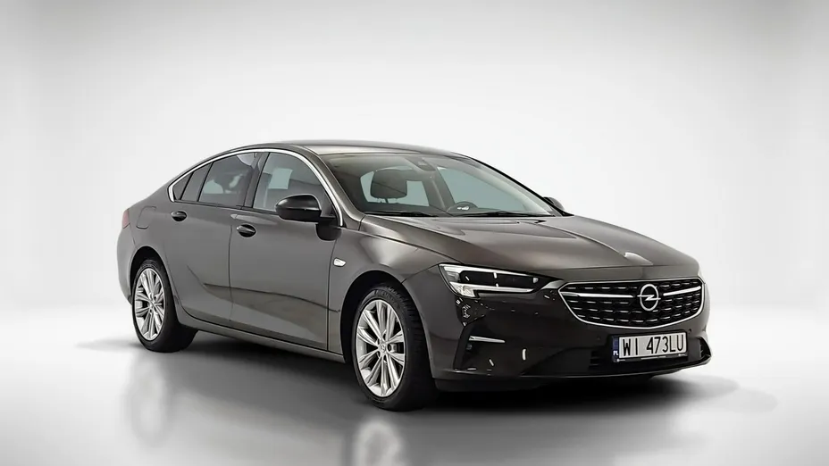 OPEL Insignia -