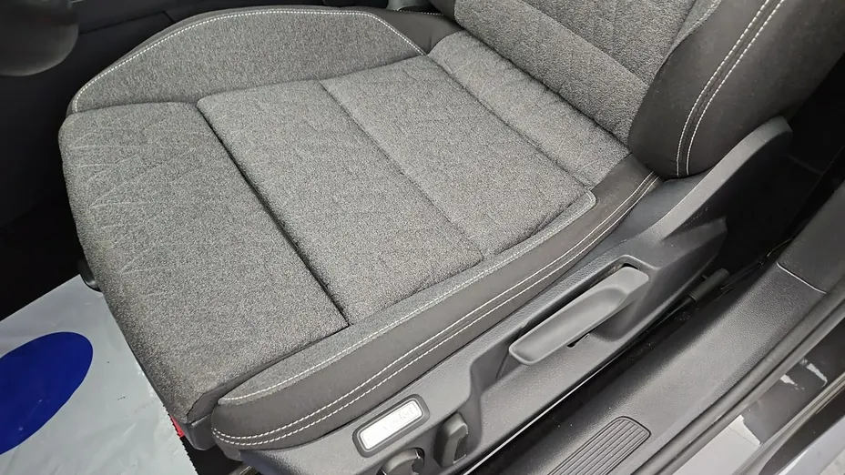 VOLKSWAGEN Passat -