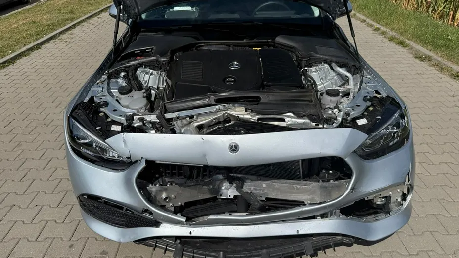 MERCEDES-BENZ C Klasa -