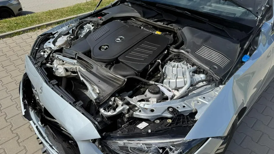 MERCEDES-BENZ C Klasa -