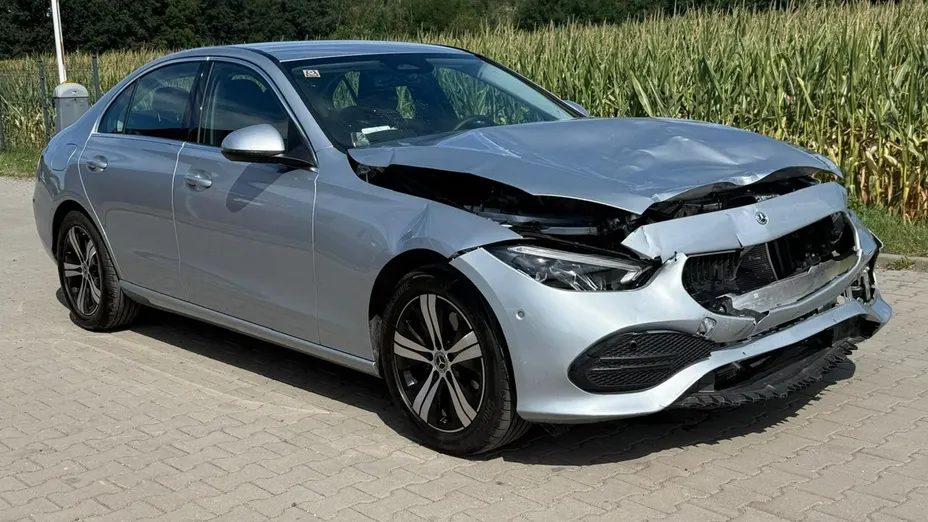 MERCEDES-BENZ C Klasa -