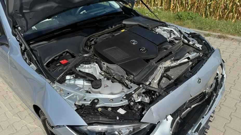 MERCEDES-BENZ C Klasa -