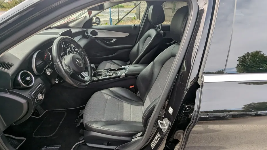 MERCEDES-BENZ C Klasa -
