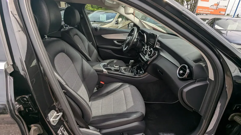 MERCEDES-BENZ C Klasa -