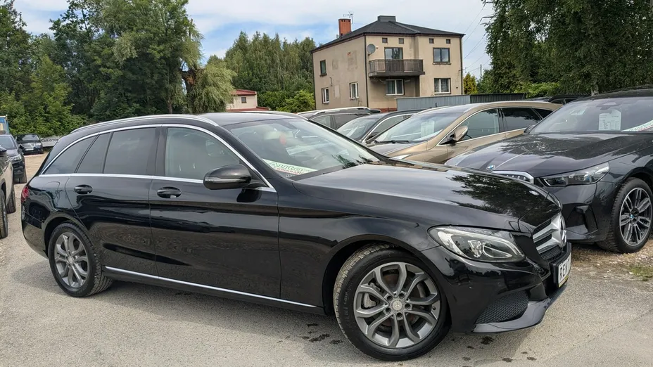 MERCEDES-BENZ C Klasa -