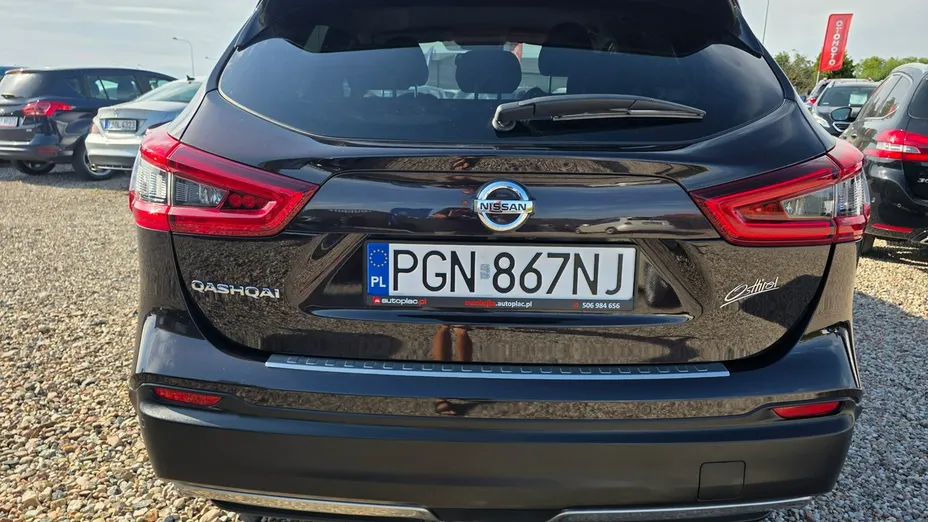 NISSAN Qashqai -