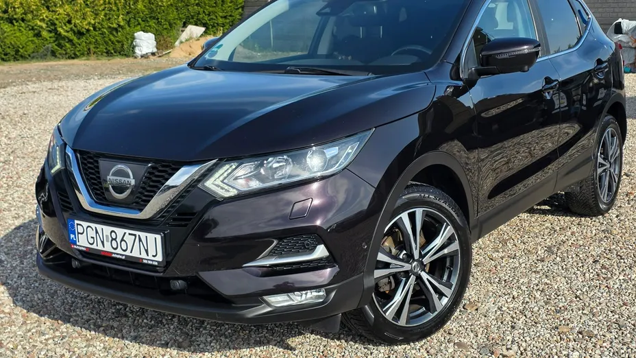 NISSAN Qashqai -