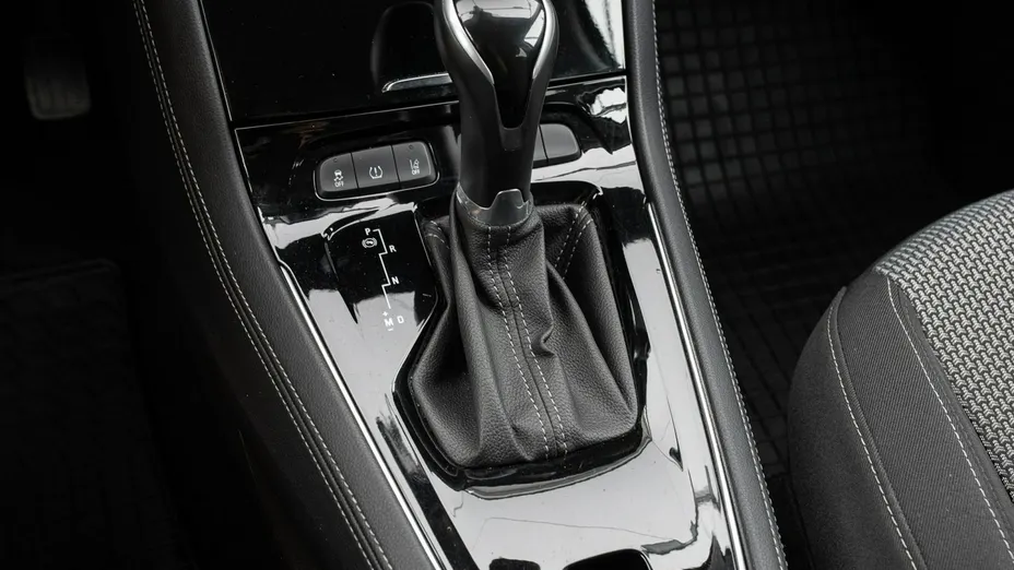 OPEL Grandland X -