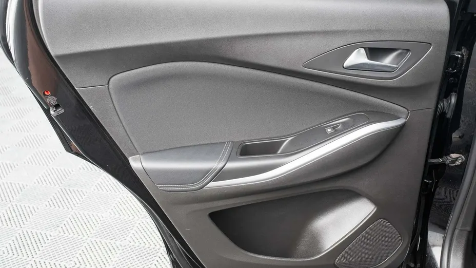 OPEL Grandland X -