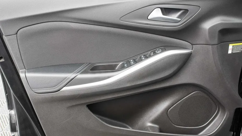OPEL Grandland X -