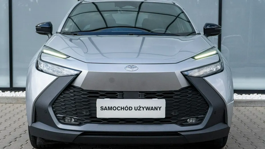TOYOTA C-HR -