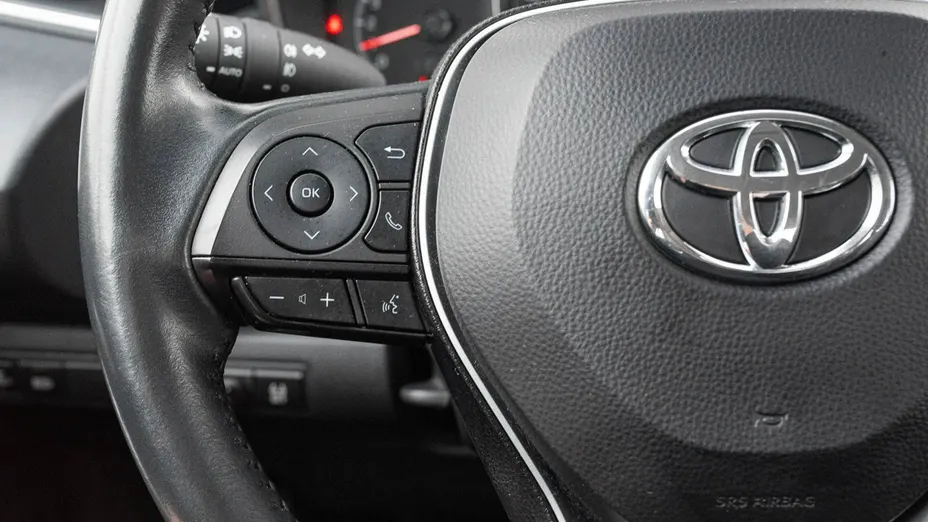 TOYOTA Corolla -