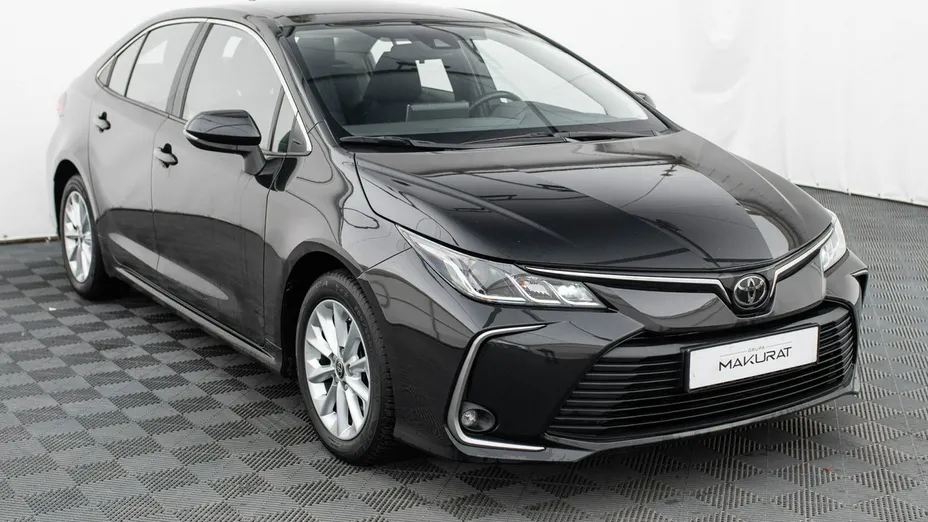 TOYOTA Corolla -
