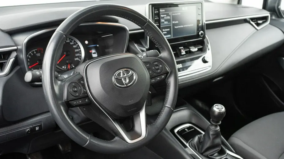 TOYOTA Corolla -