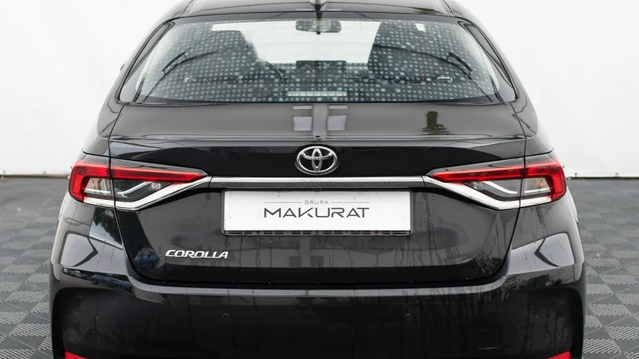 TOYOTA Corolla -