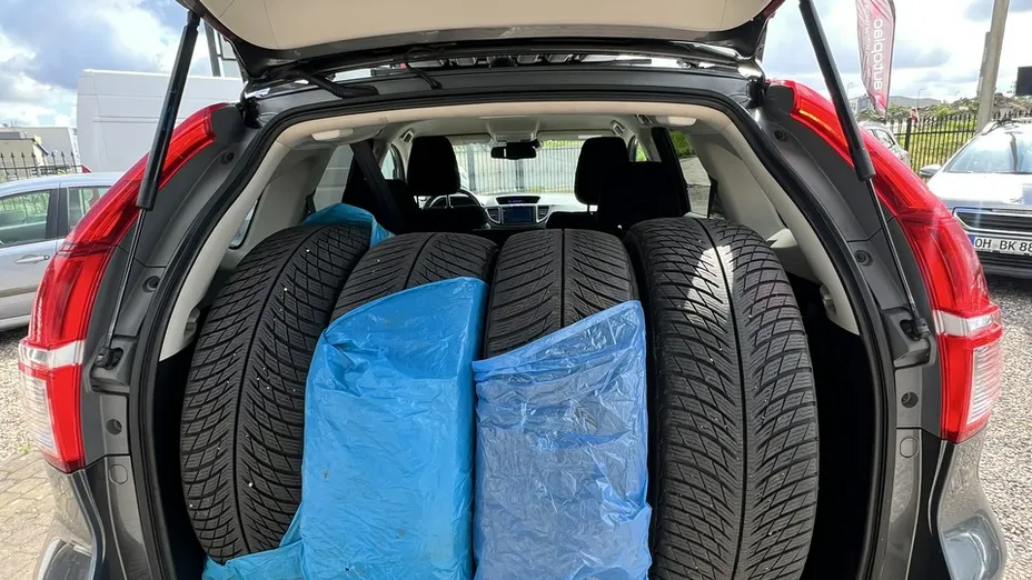 HONDA CR-V -