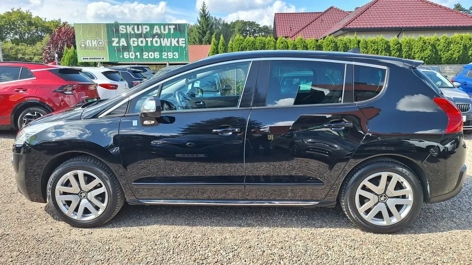 PEUGEOT 3008 -