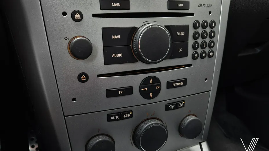 OPEL Astra -